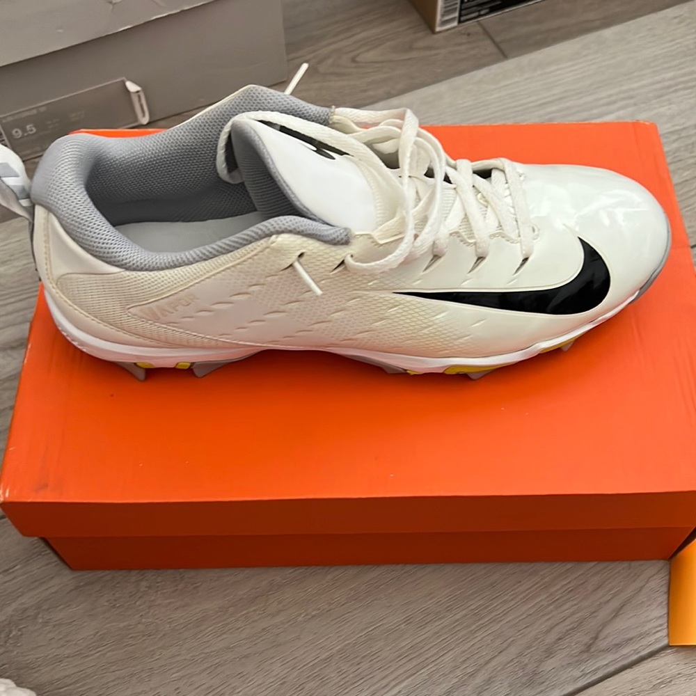 Nike - Lunar TR1 AMP Fast Flex Cleat